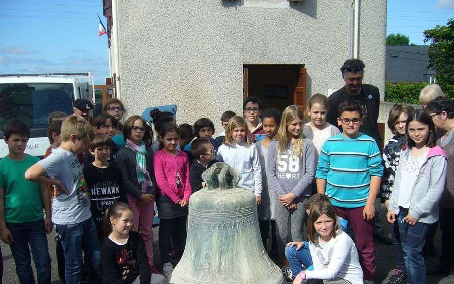 « Sainte marie » retrouve la terre ferme suite à l’intervention du campaniste Laumaillé, à Casteide Cami (64)